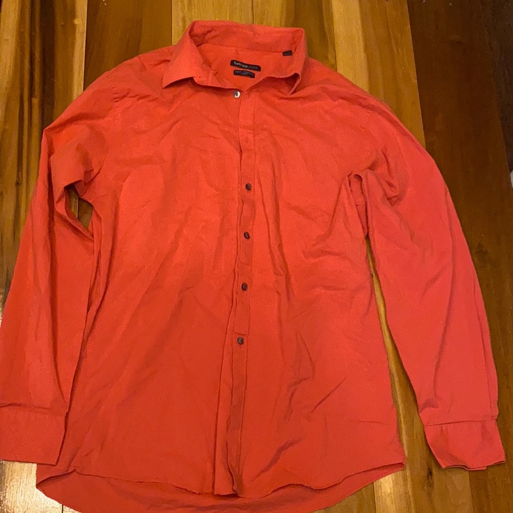 Men’s Vanheusen slim orange dress shirt size 16.5 34/35
